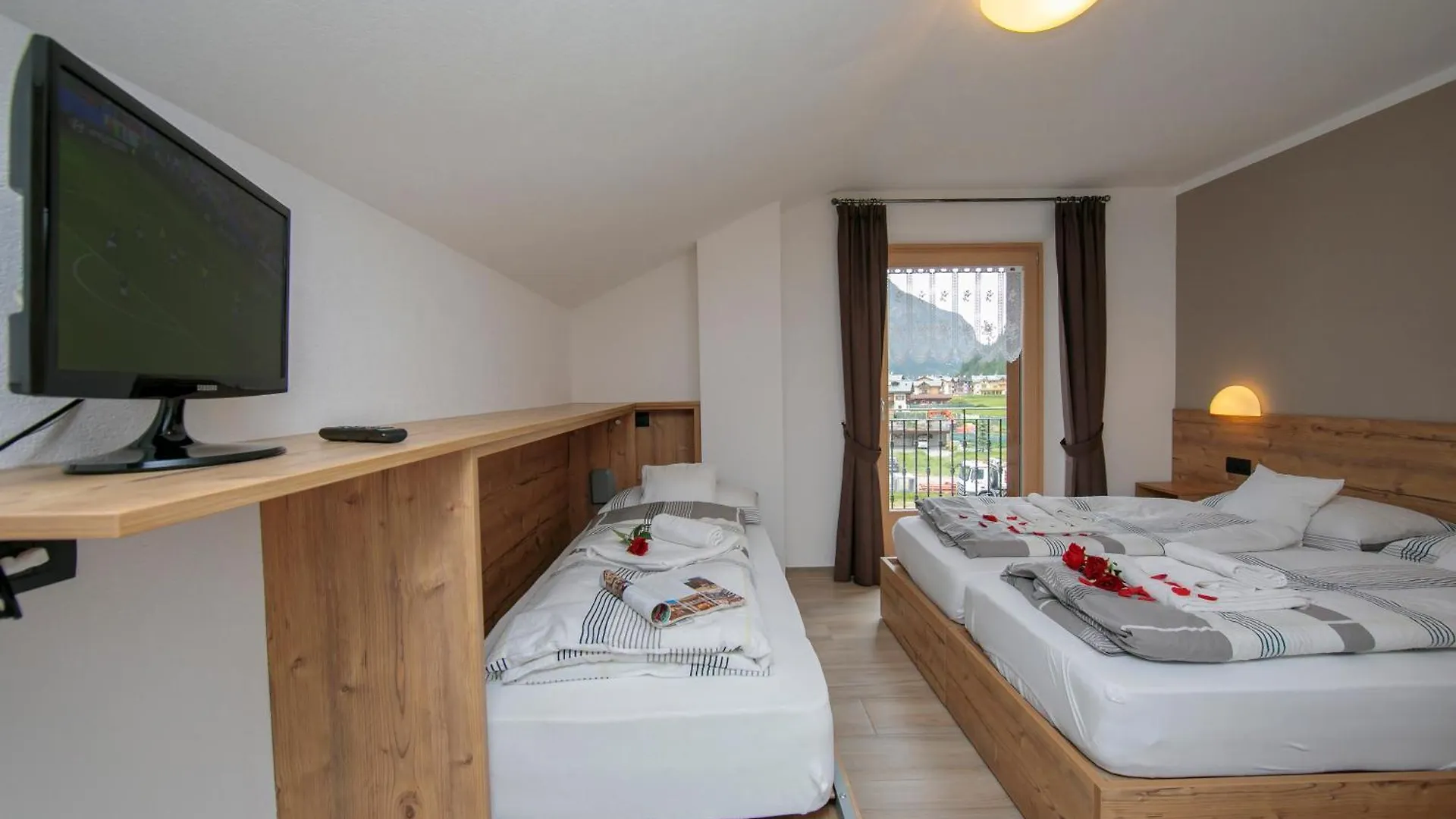 Volga Loira Senna - Happy Rentals Livigno Apartment